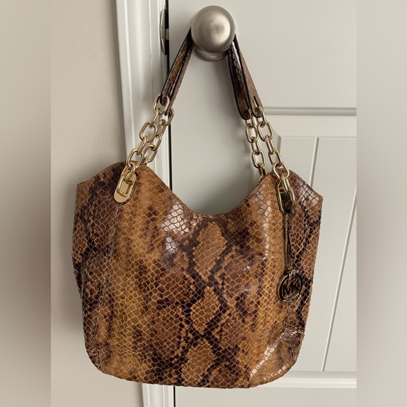 Michael Kors beautiful shoulder bag - Picture 3 of 5